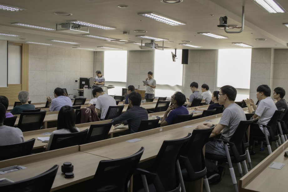 2019.06.13(Thu) Happy hour, Seminar Series, Prof. Jae-Hyun Lee 이미지